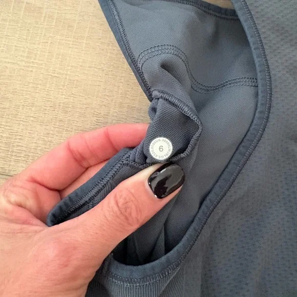 Lululemon ebb to train blue longline sports bra size 6 - Picture 6 of 6